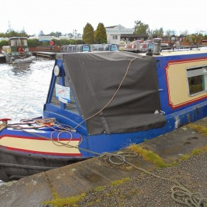 Finding a Narrowboat to buy.